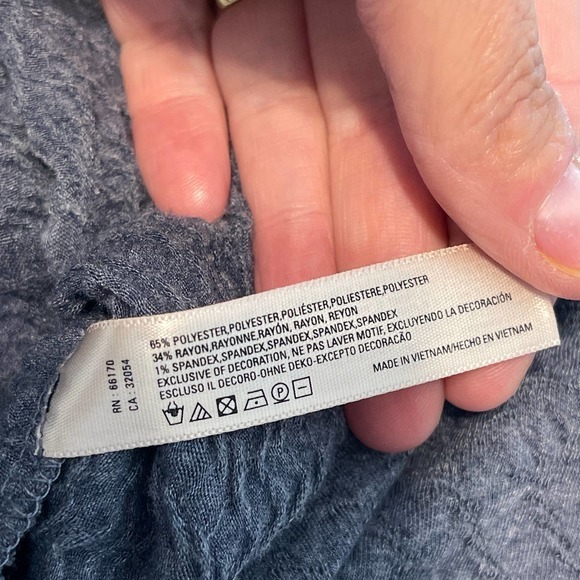 Lilka Grey Long Sleeve Soft Textured Belted Dress Medium‎ Pre-owned - Picture 6 of 9